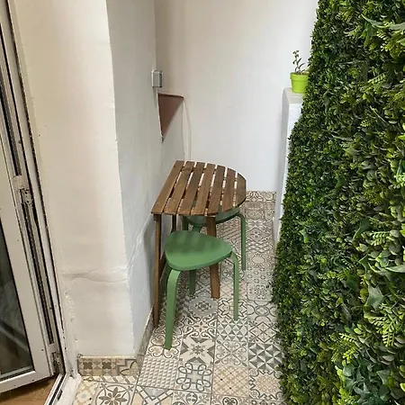 Castle View شقة فندقية *